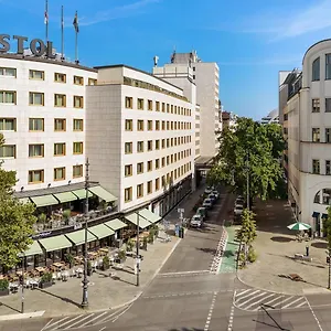 Otel Bristol Berlin